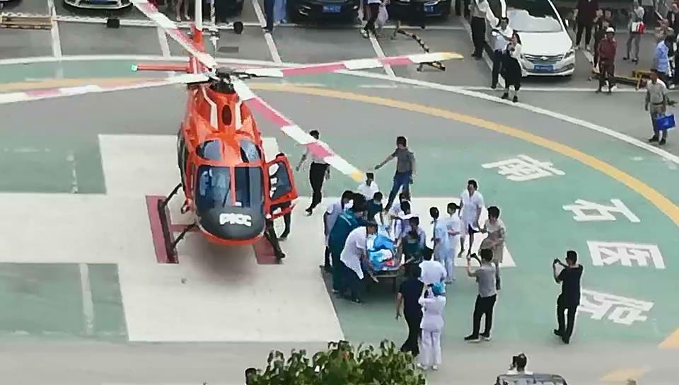啟用空中救援直升機(jī)救治517鋼廠(chǎng)事故.jpg